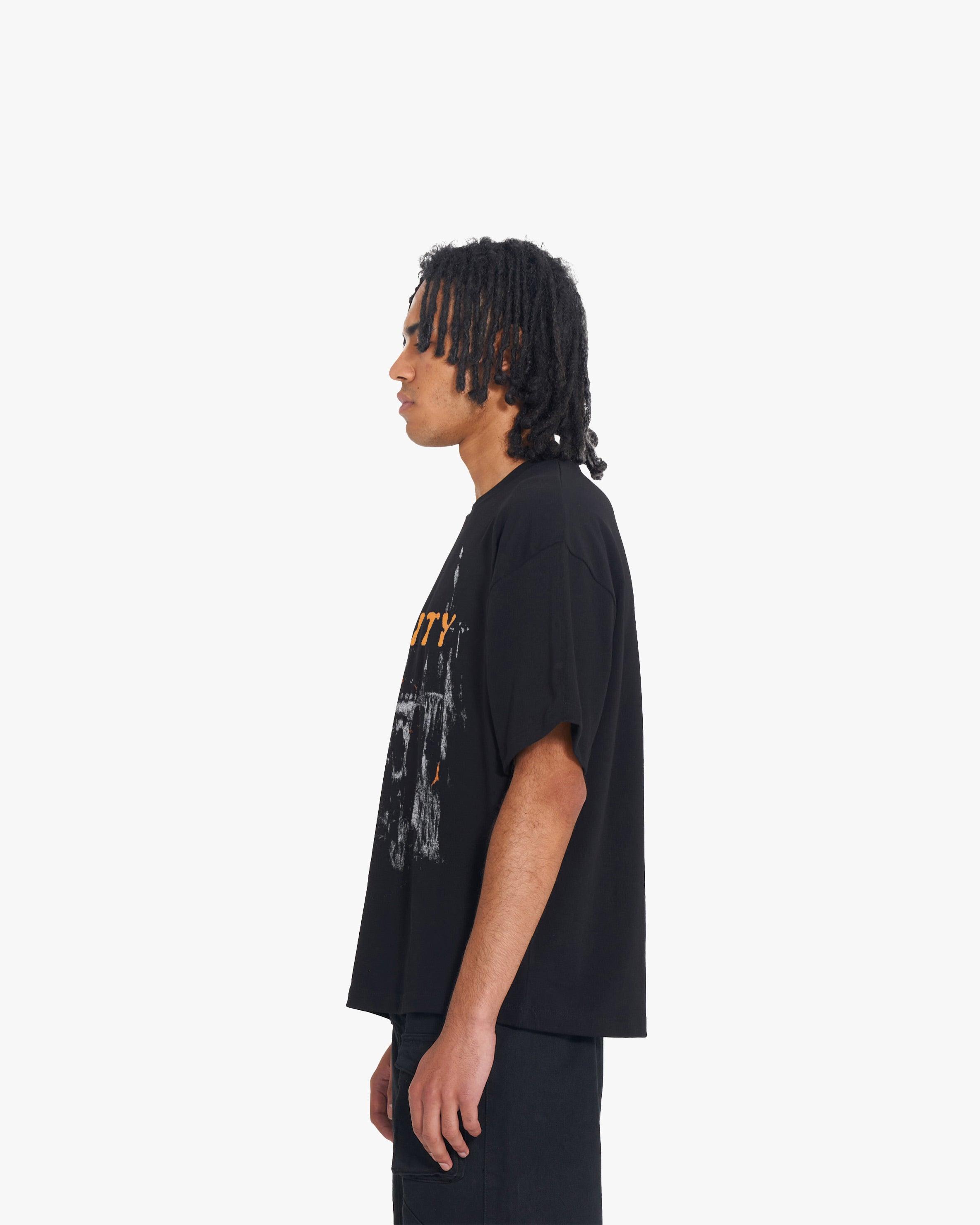 HAUNTED HOUSE TEE BLACK