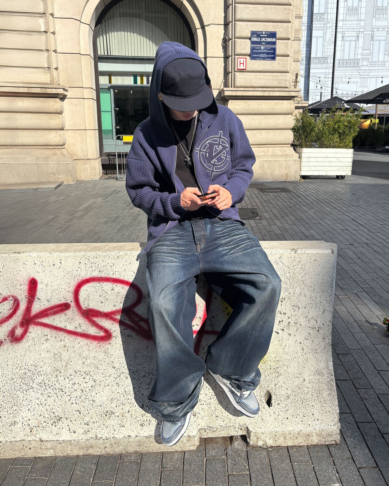 V-LOGO KNIT ZIP HOODIE NAVY