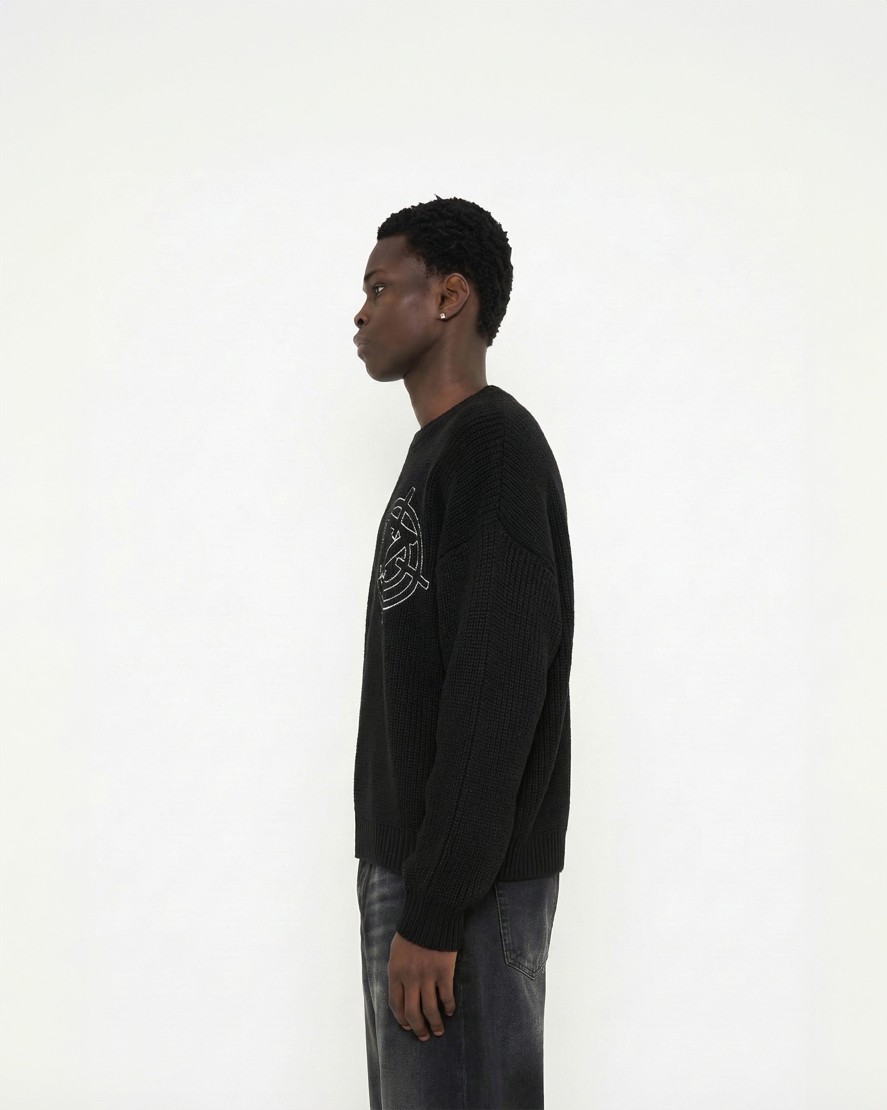 V-LOGO KNITWEAR BLACK