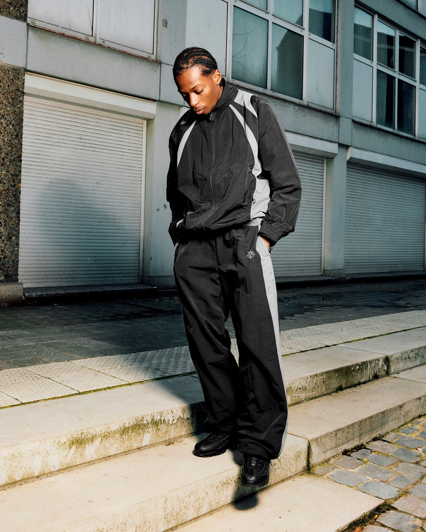 TRACK PANTS V3 BLACK GREY