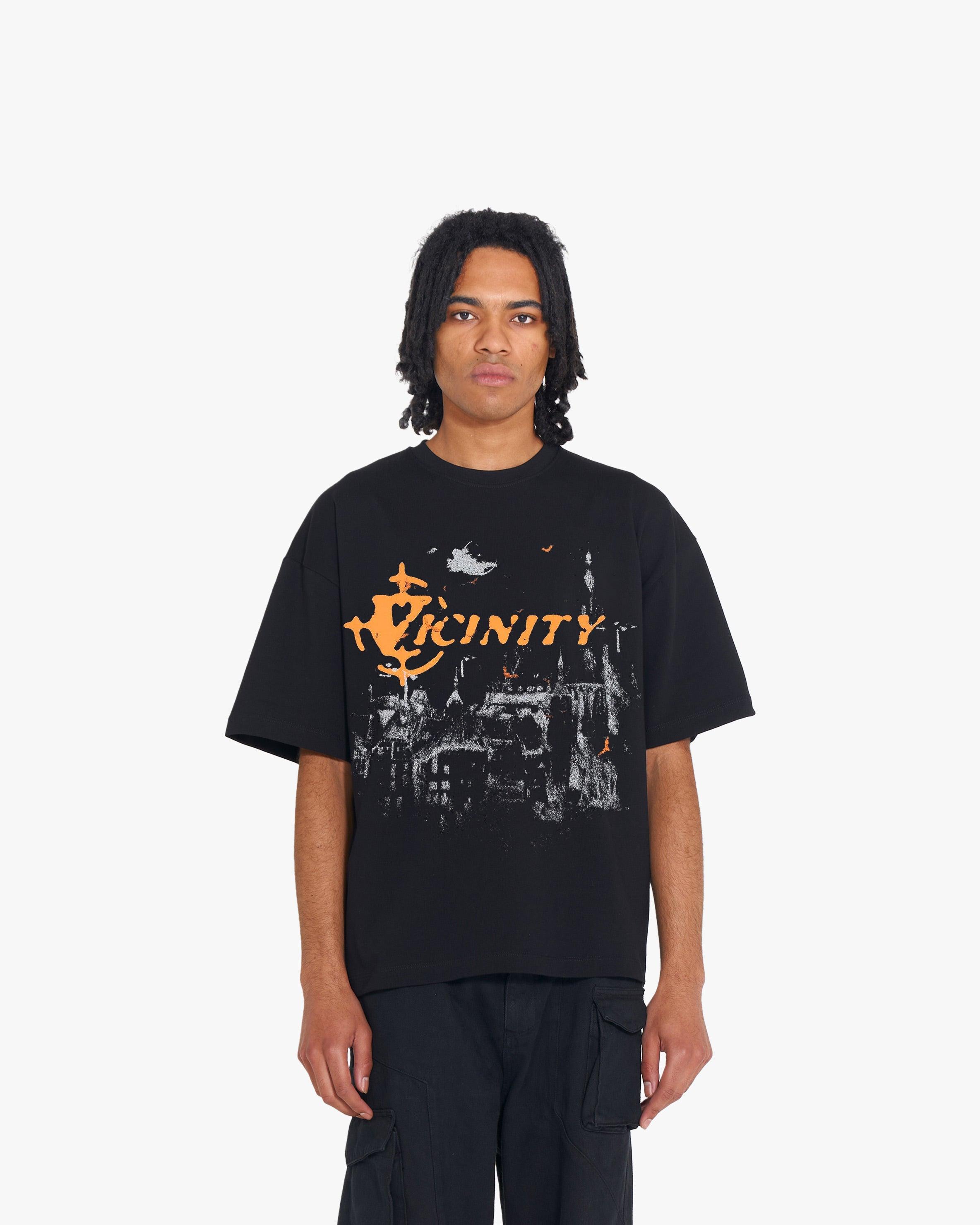 HAUNTED HOUSE TEE BLACK