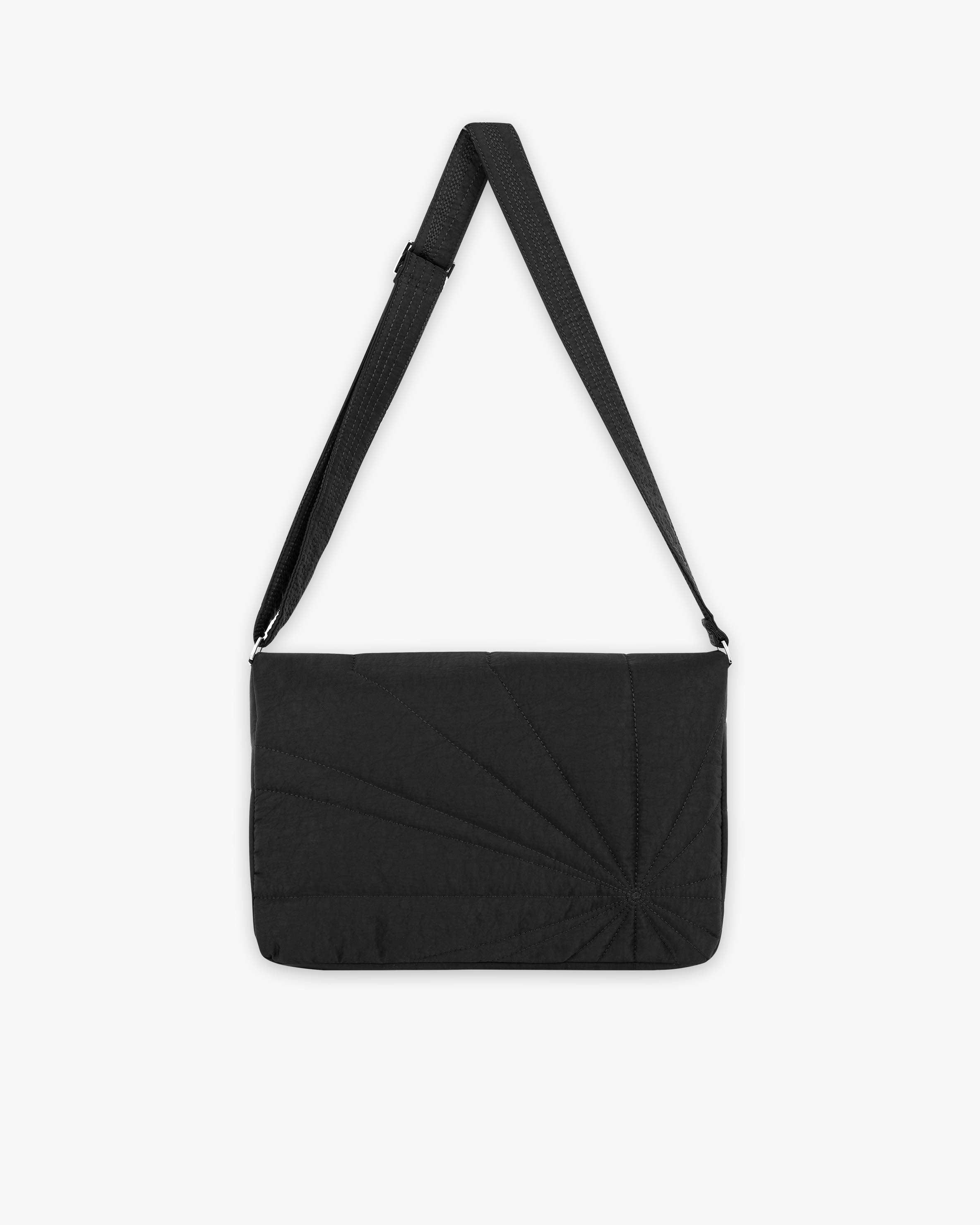 X SHOULDERBAG BLACK