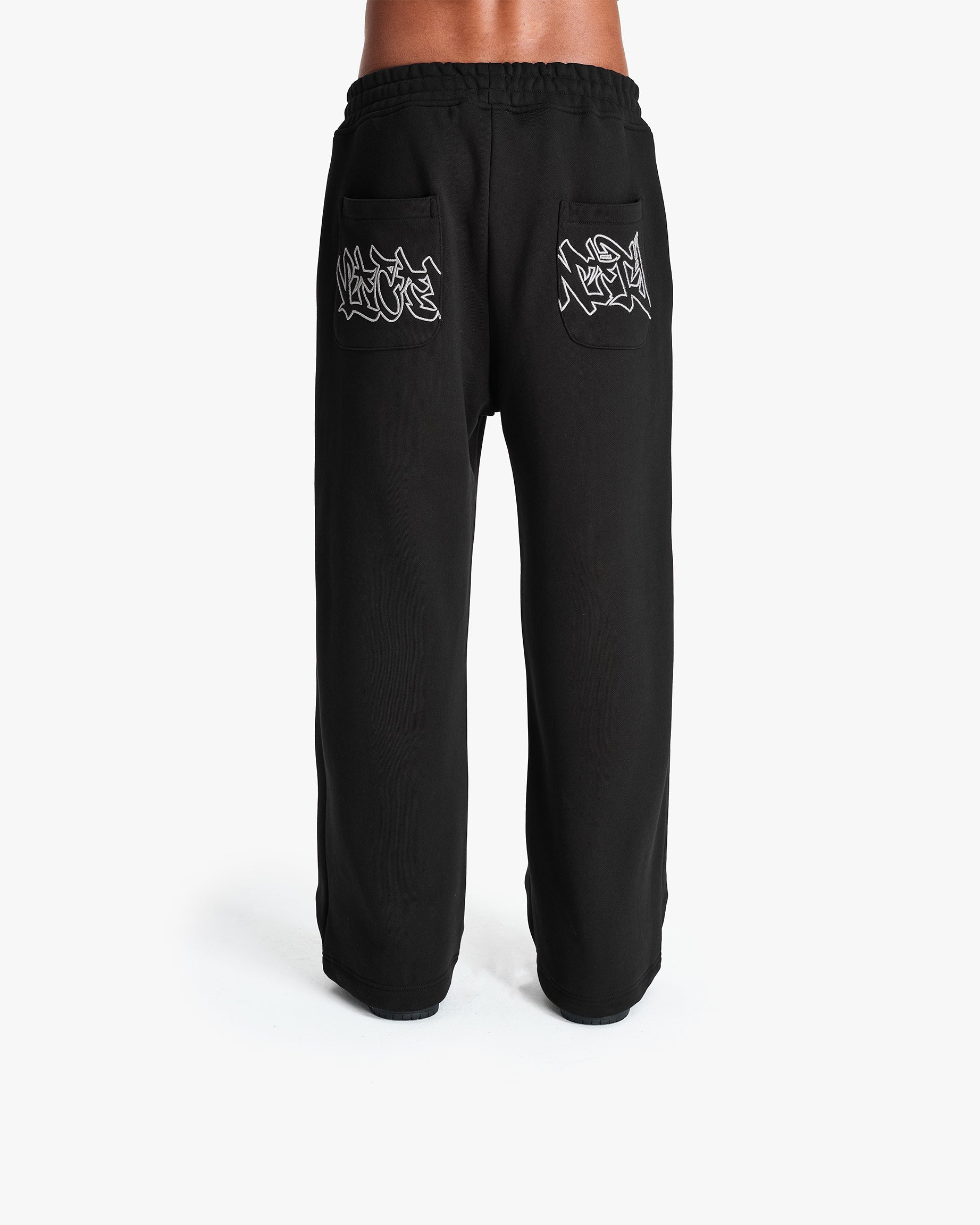 GRAFFITI JOGGER BLACK