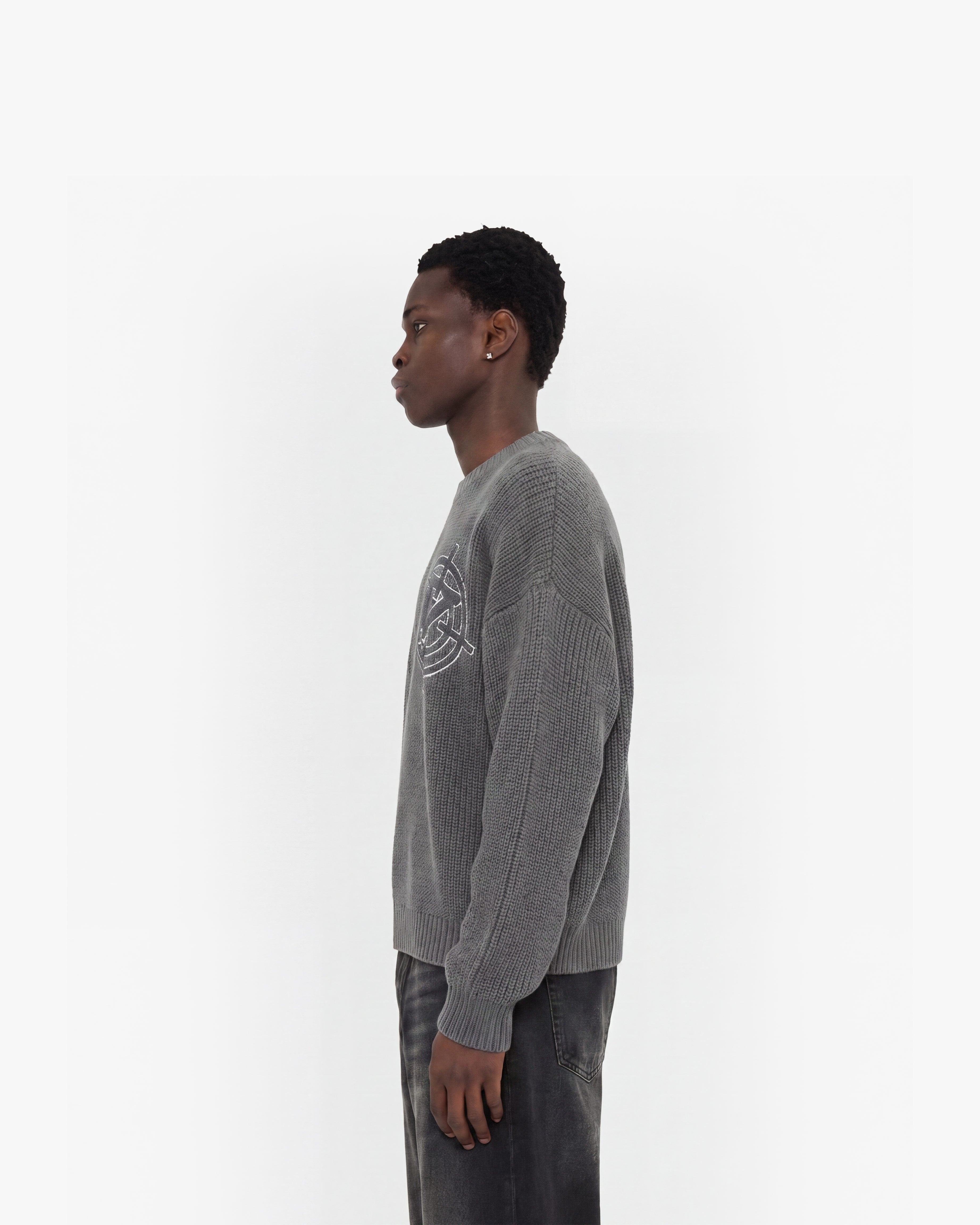 V-LOGO KNITWEAR DARK GREY