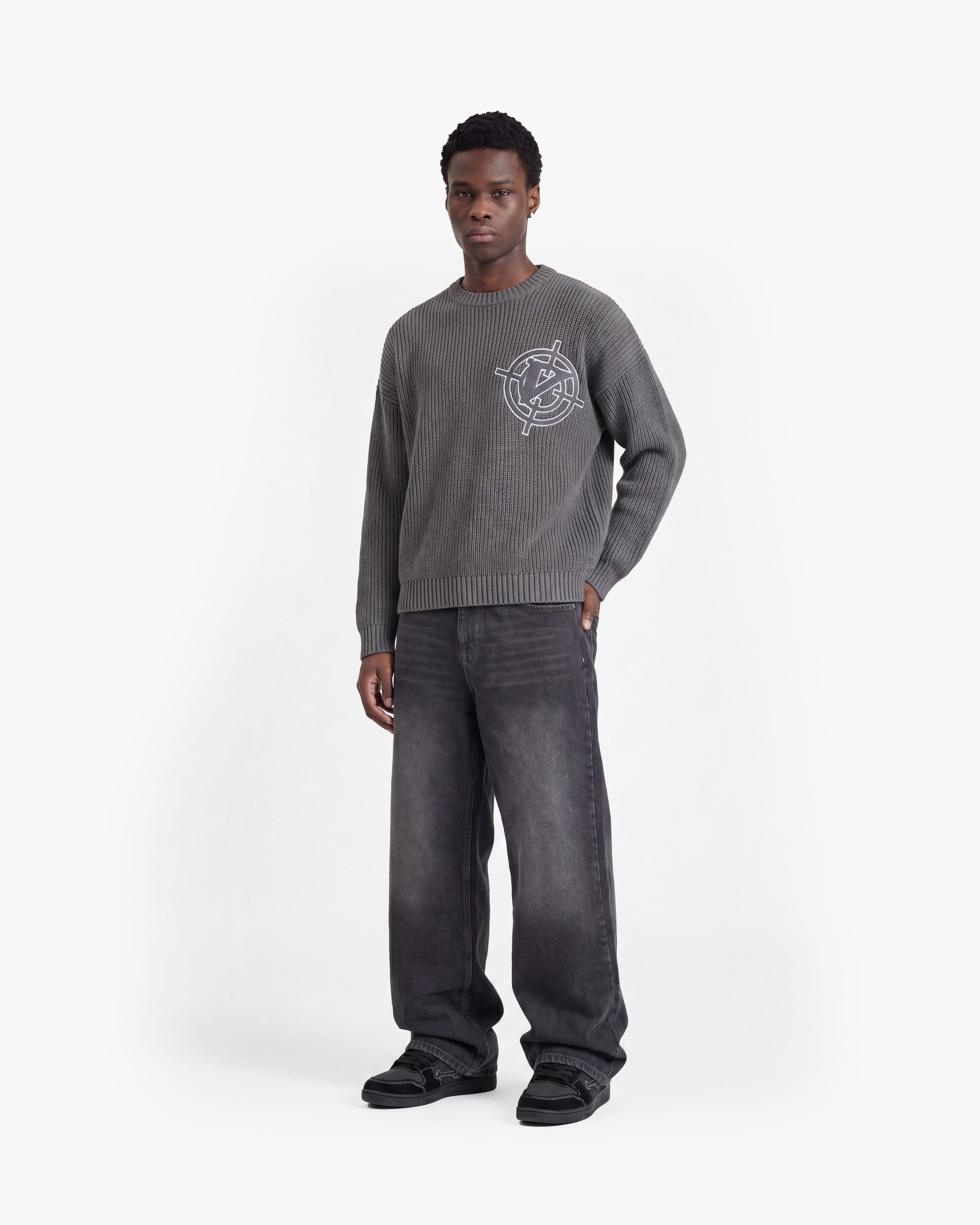 V-LOGO KNITWEAR DARK GREY