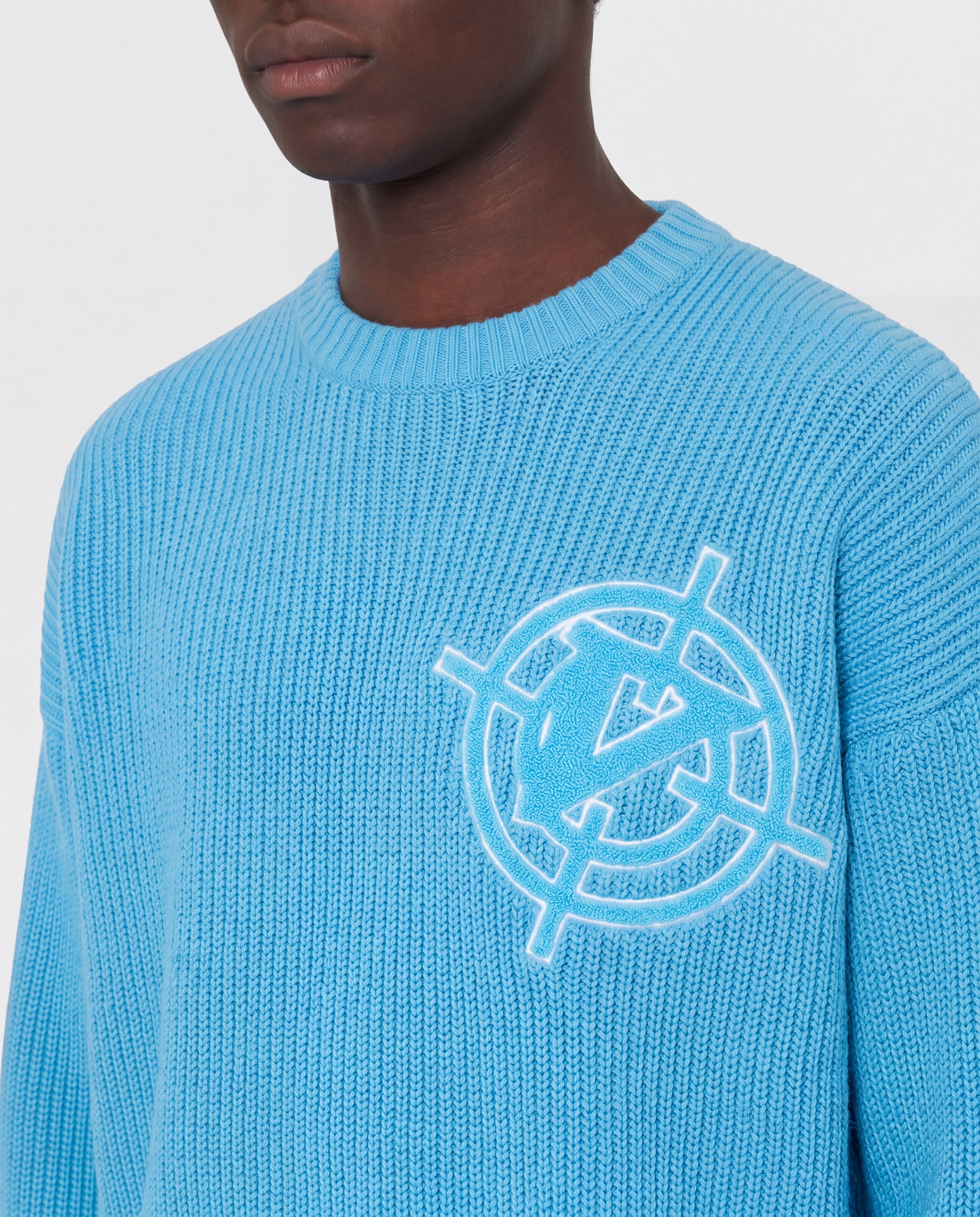 V-LOGO KNITWEAR SKY BLUE