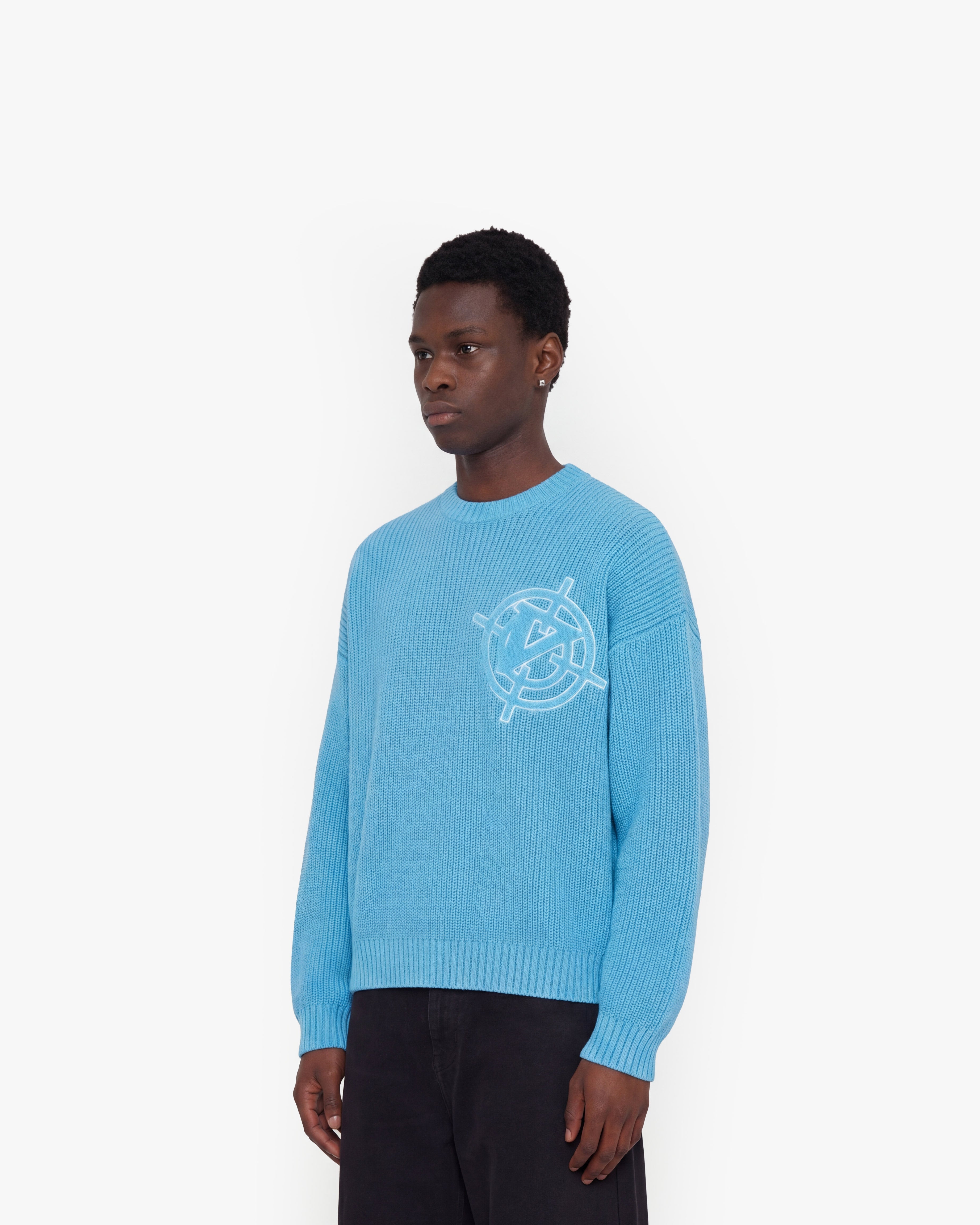 V-LOGO KNITWEAR SKY BLUE