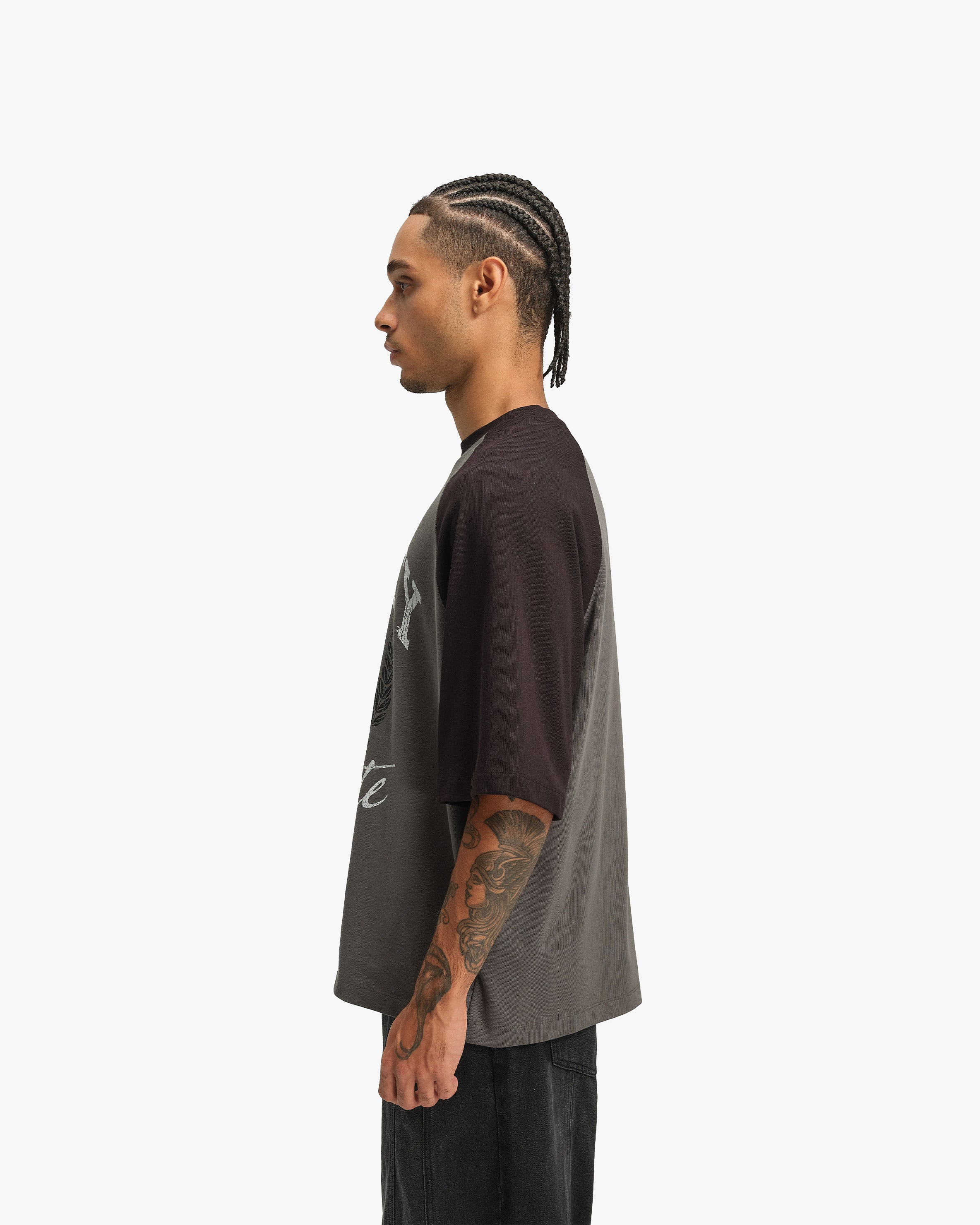 INSTITUTE TEE GREY/BLACK