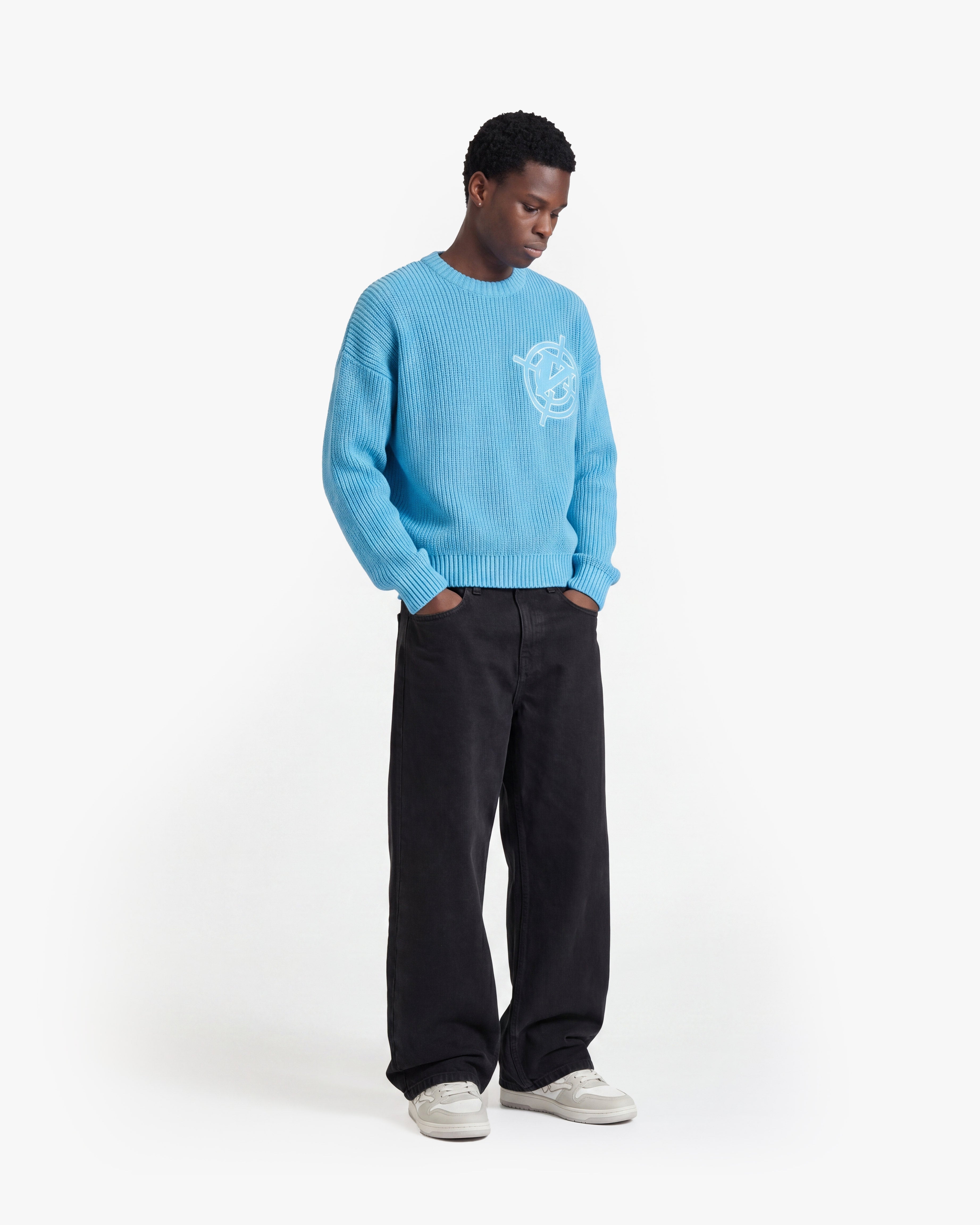 V-LOGO KNITWEAR SKY BLUE