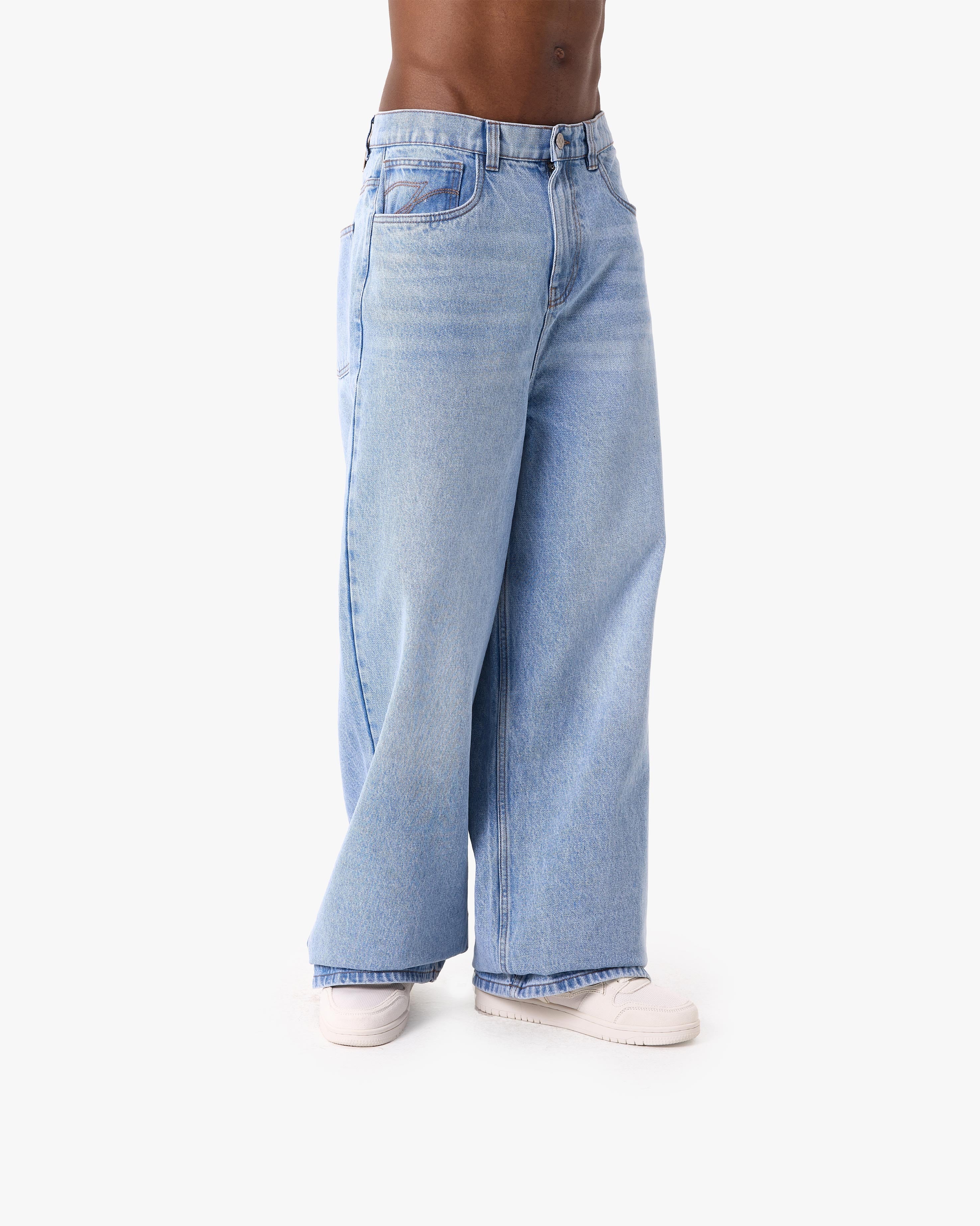 THE BAGGY DENIM LIGHT BLUE