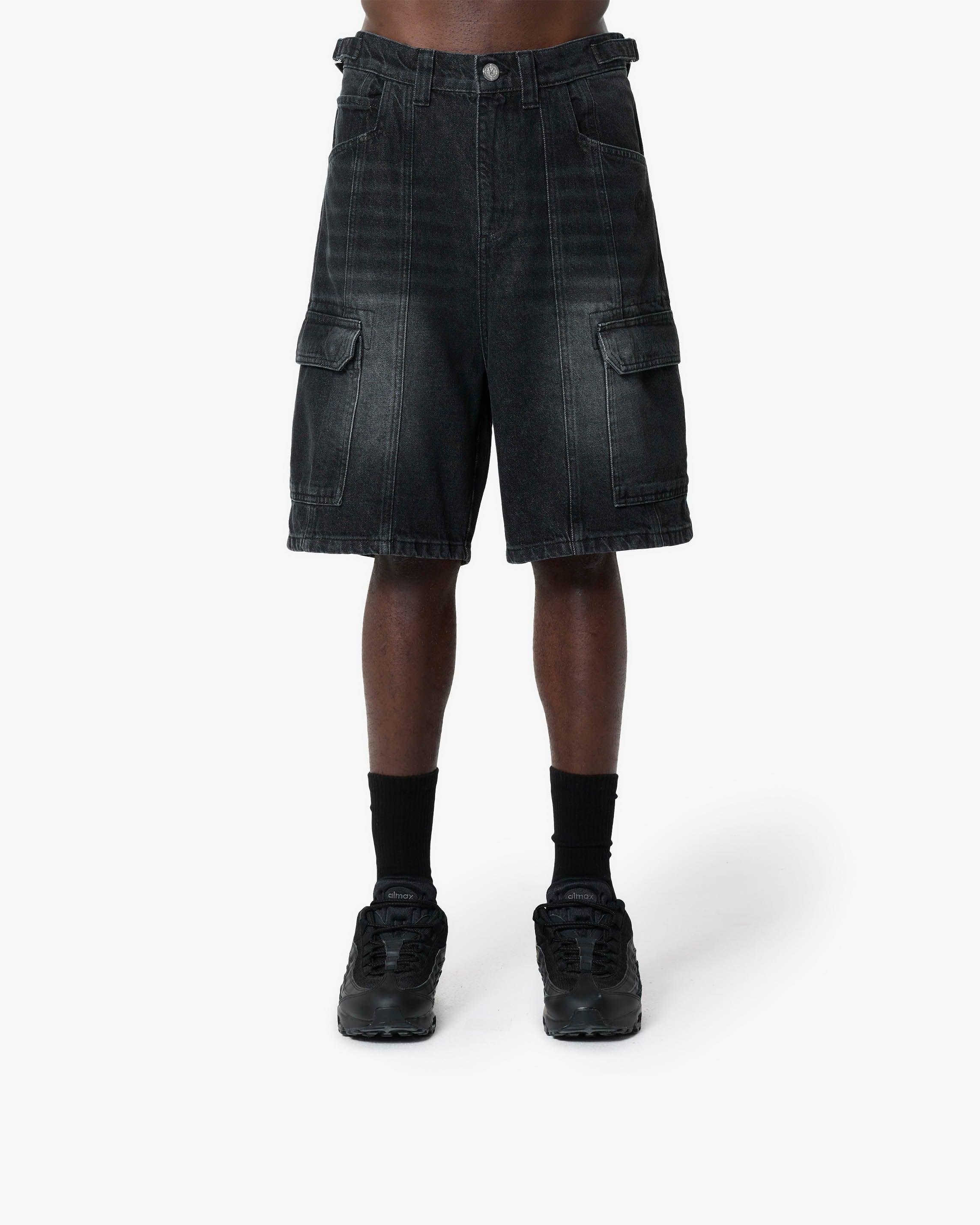 WASHED BLACK DENIM CARGO JORTS