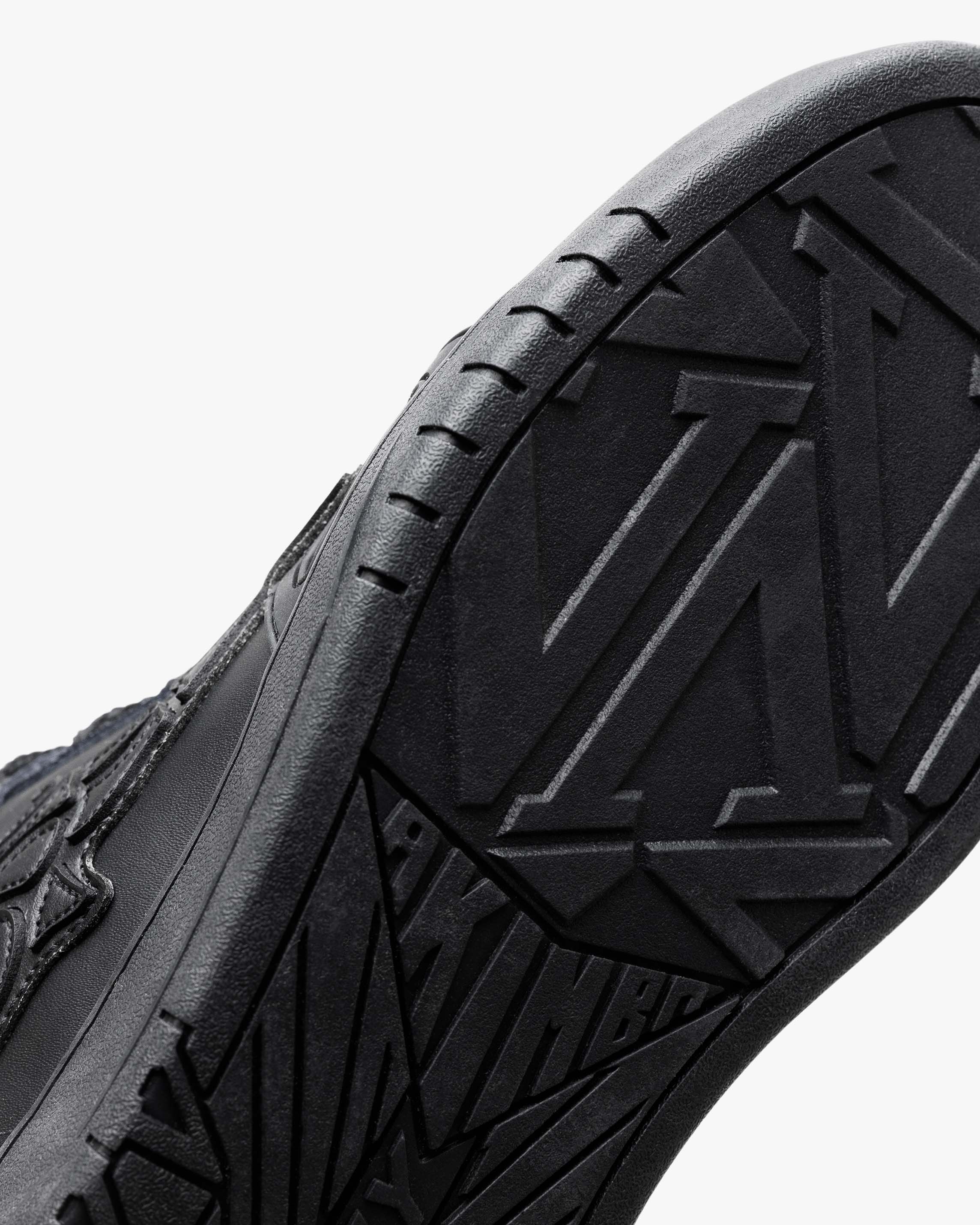 AKIMBO LOWS V2 "PURE BLACK"