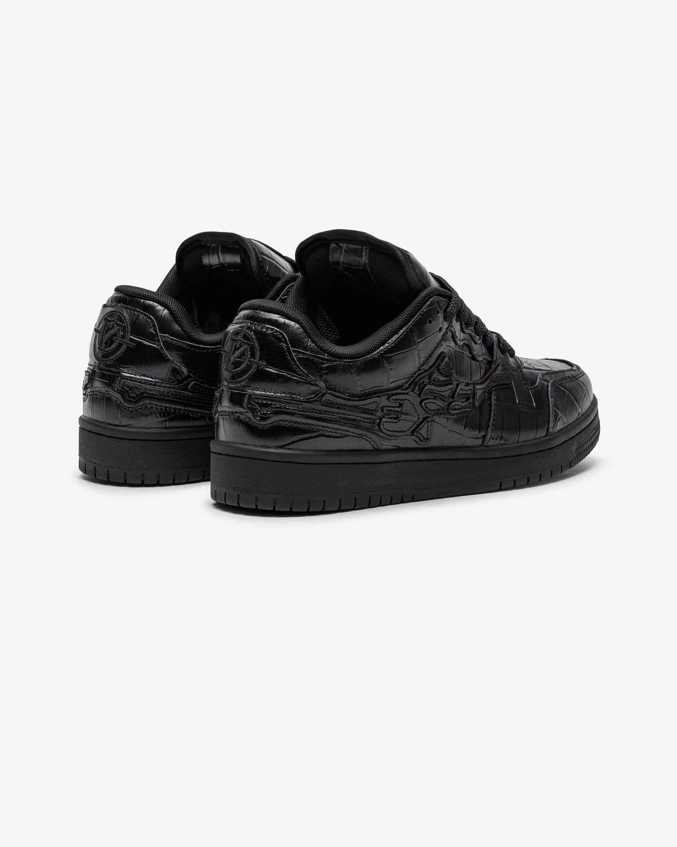 AKIMBO LOWS "BLACK CROCO"